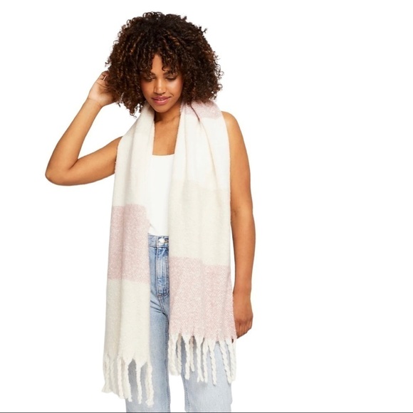 Gentle Fawn Huntingon Pink & Taupe/Cream toned cozy scarf - Picture 3 of 11